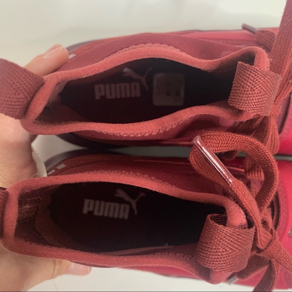 NWT Puma Ignite Phenom Maroon Women’s Running Shoes. - Picture 10 of 12